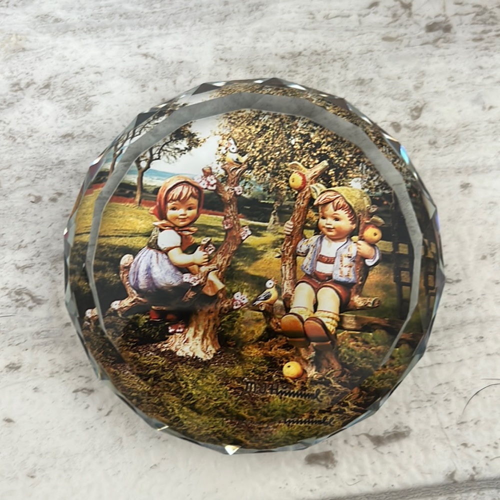 Vintage paperweight